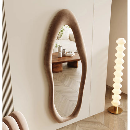 מראת גוף מעוצבת אמורפית עם מסגרת בד 170x70 ס"מ – דגם Sophy