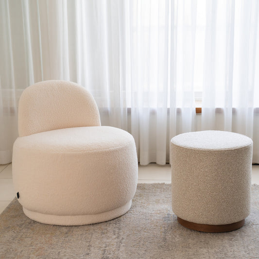 סט כורסה והדום מעוצבים לסלון דגם Auri Cloud