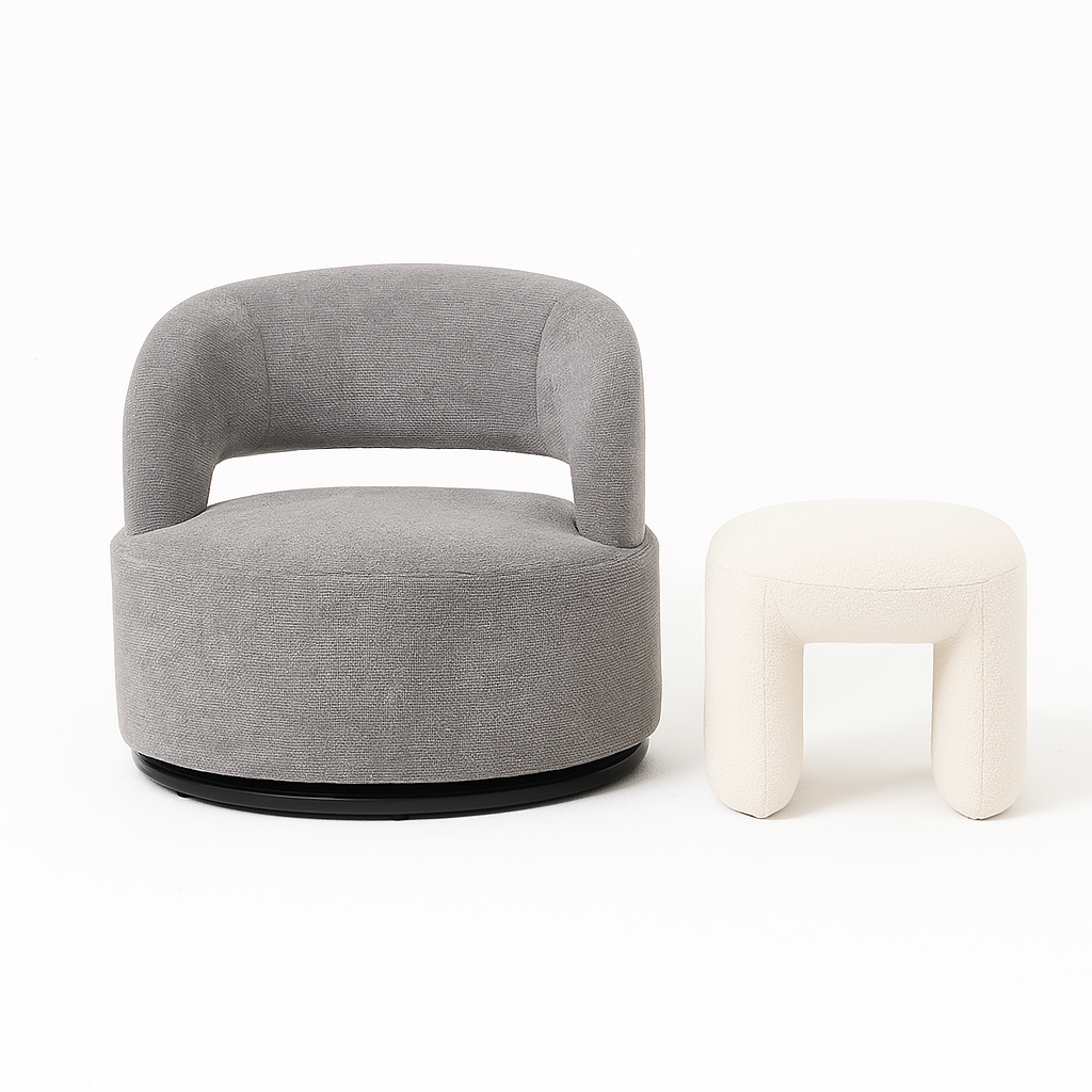 סט ריהוט מודרני הכולל כורסה מסתובבת אפורה והדום בוקלה בצבע שמנת, מוצגים זה לצד זה על רקע לבן נקי – עיצוב אלגנטי ומאוזן מבית Dream It