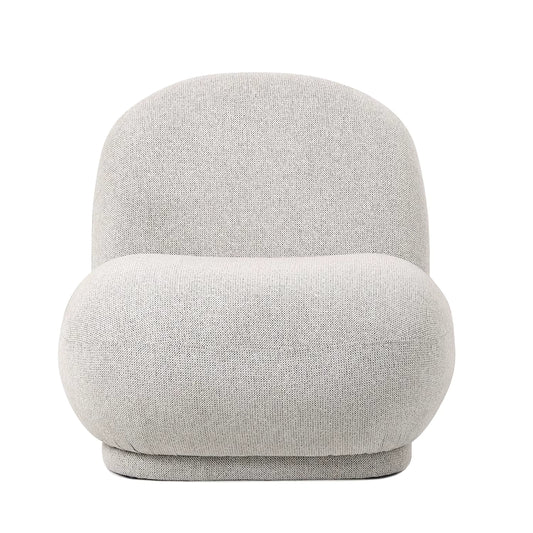 כורסא בוקלה מעוצבת דגם Milano בגוון שמנת בהיר, עם מושב עגול וריפוד רך ומפנק – עיצוב מודרני לסלון או חדר שינה מבית DreamIt.