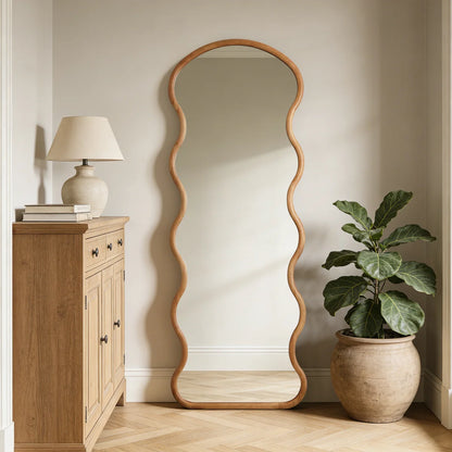 מראת גוף מעוצבת גלית עם מסגרת עץ 165×60 ס"מ – דגם Wavy