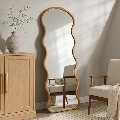 מראת גוף מעוצבת גלית עם מסגרת עץ 165×60 ס"מ – דגם Wavy