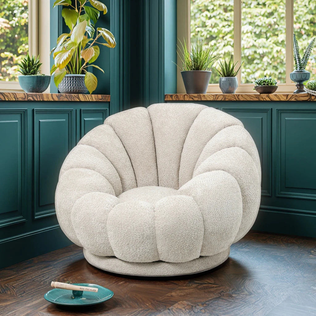 כורסה מסתובבת Flower בגוון אבן בהיר מבד בוקלה רך בחלל סלון מעוצב – DreamIt
