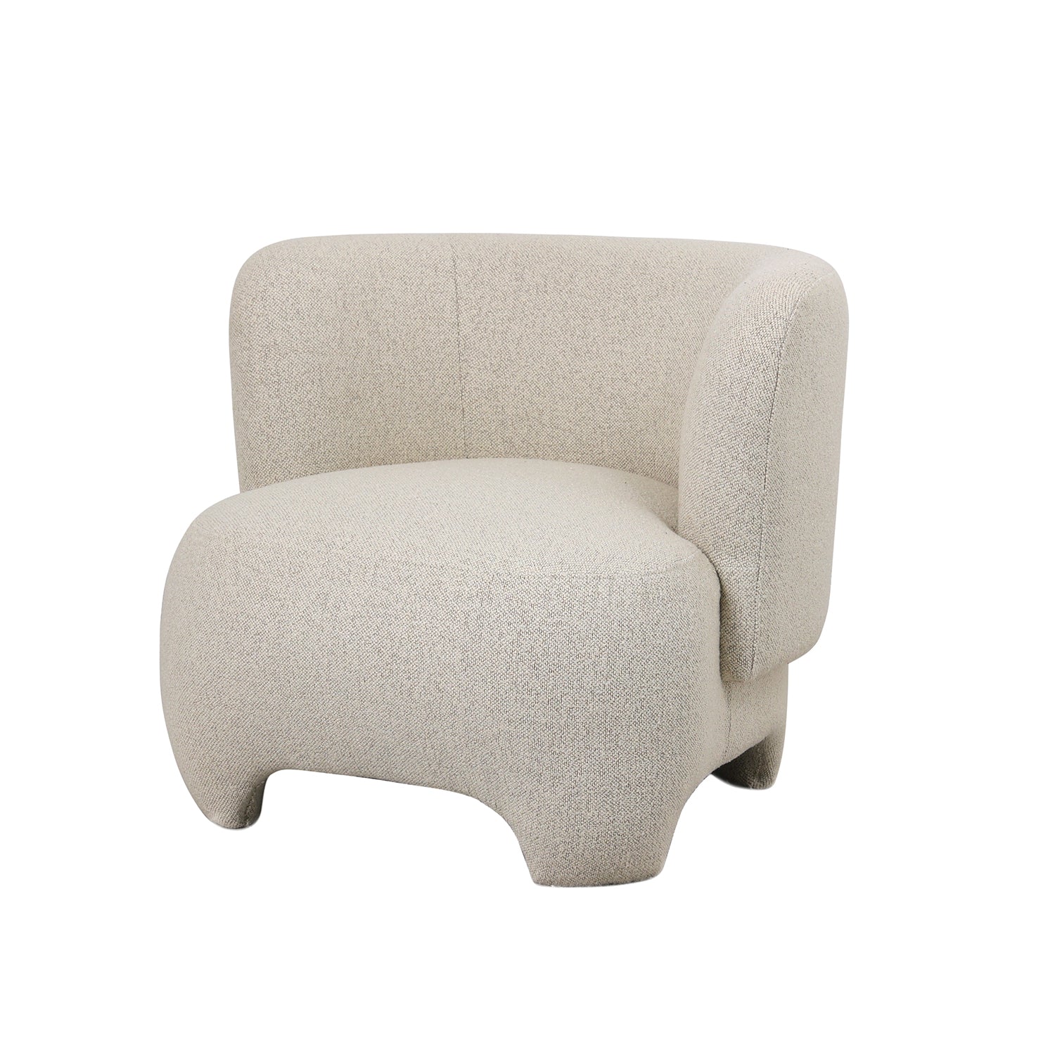 כורסה יוקרתית “Miami” מבד בוקלה בגוון שמנת בחלל סלון מודרני