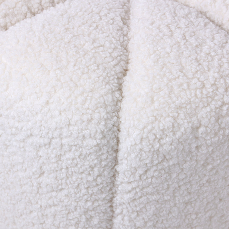 תקריב נוסף של בד הבוקלה הרך בגוון שמנת