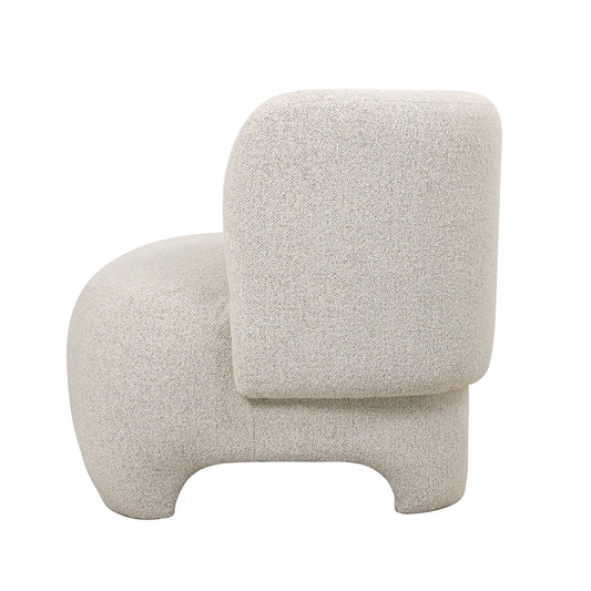 כורסה “Miami” בגוון שמנת מזווית צד קדמית על רקע לבן