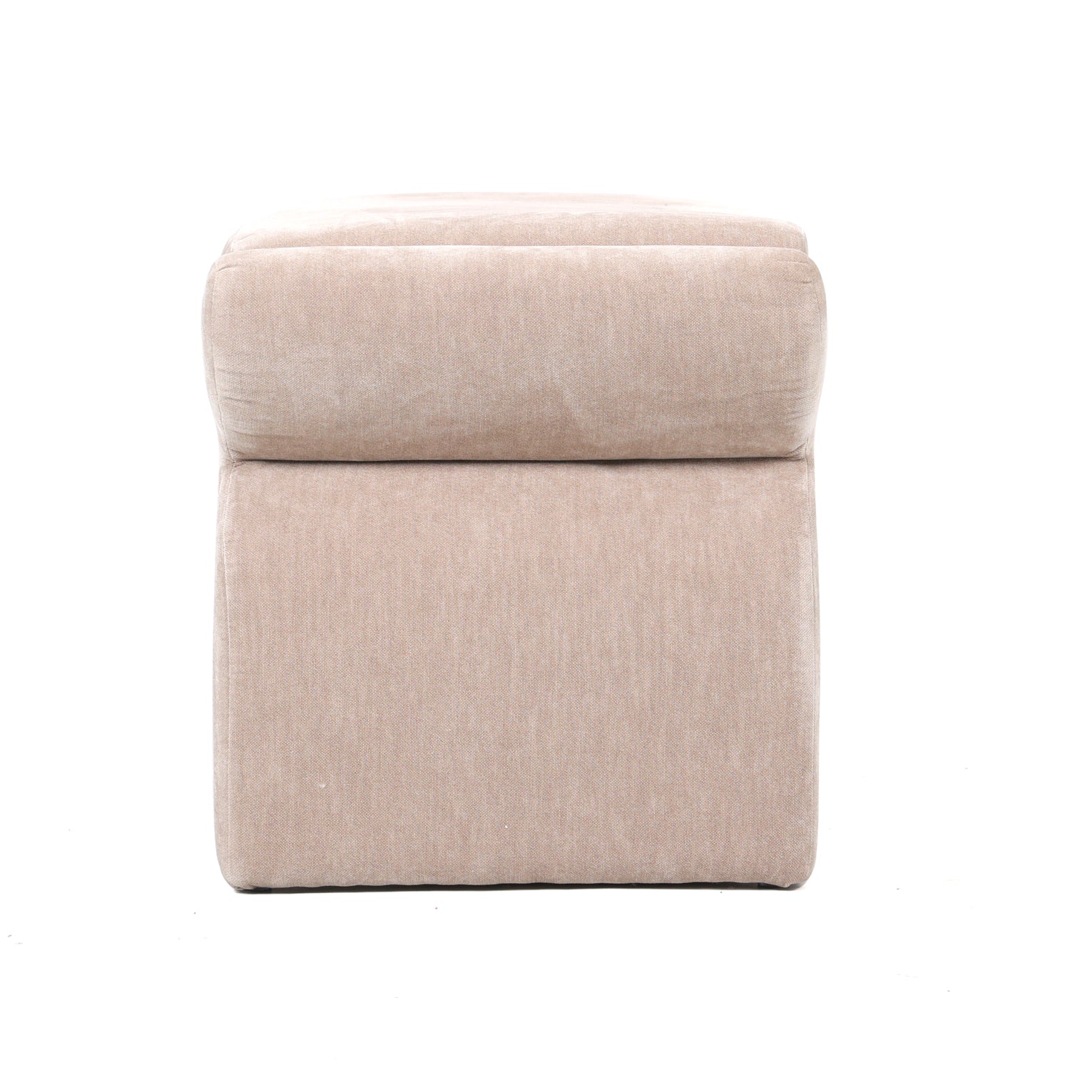 פרופיל הספסל “Canna” – עיצוב פיסולי עם רכות ונוחות